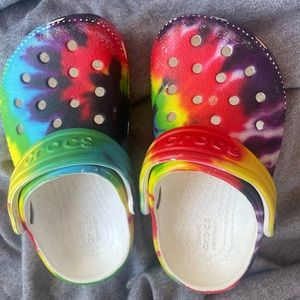Toddler crocs c7